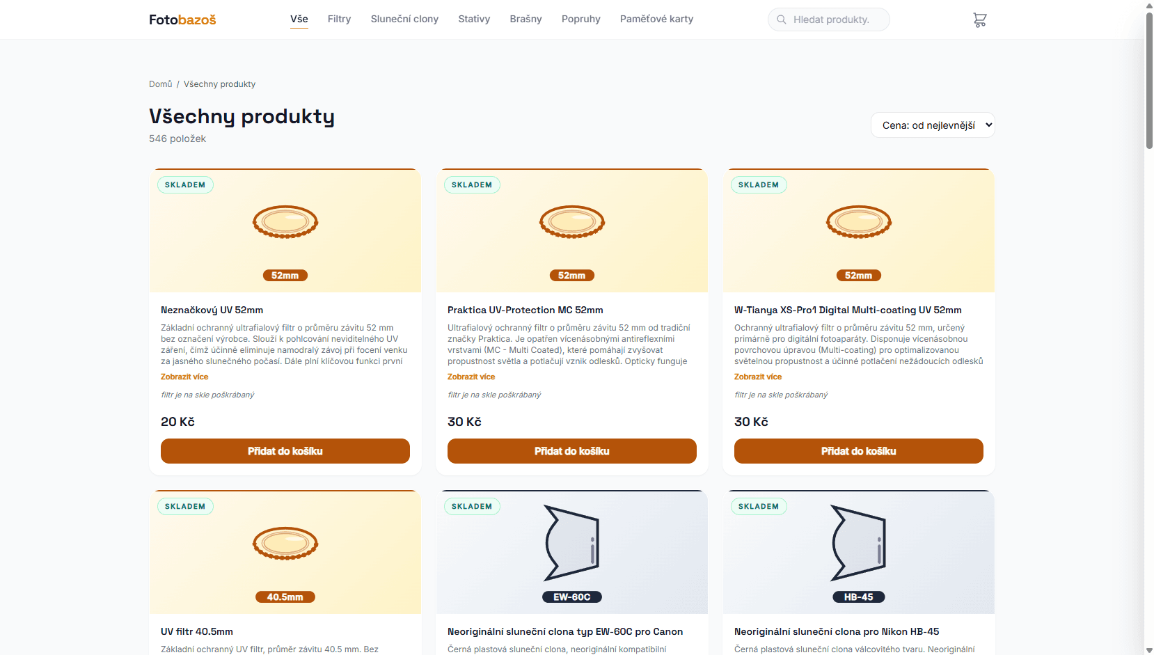 Katalog fotobazoš.cz — produktové karty s procedurálně generovanými SVG badge místo fotek